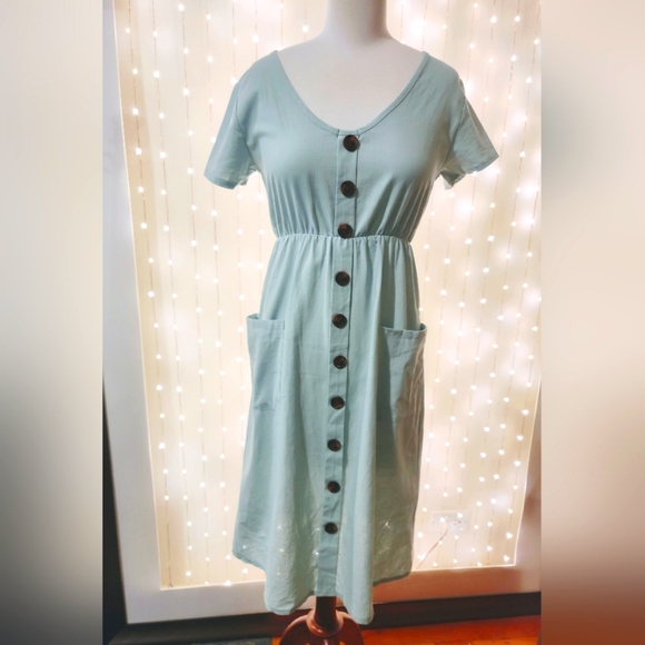 Dresses & Skirts - NWOT Light Blue-Mint Button Down Dress, Pockets